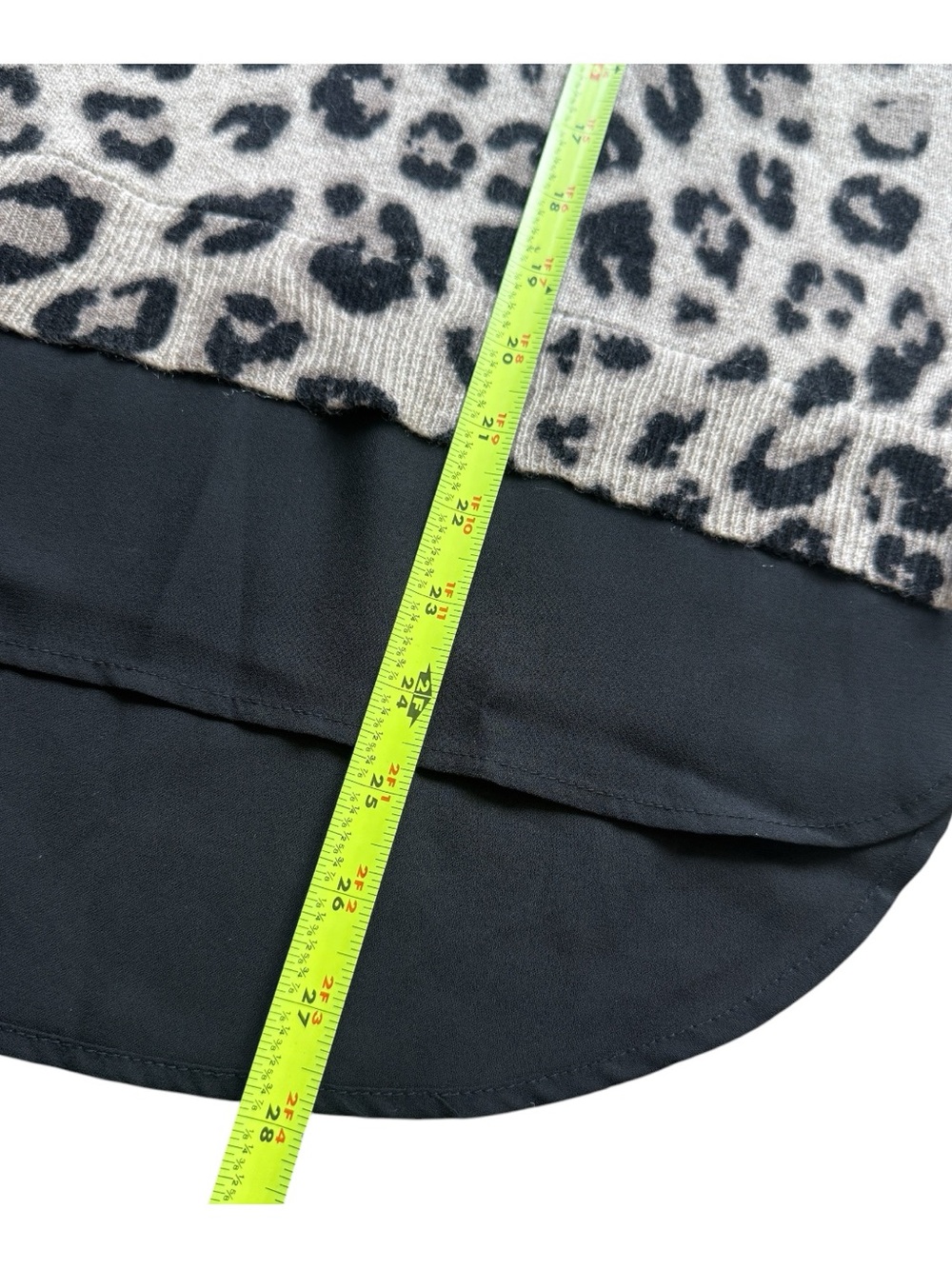 Adrianna Papell 100% Cashmere Leopard Print Collared Layered Hem Sweater XS Cozy - Picture 5 of 9